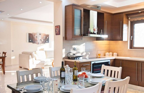 Mathes Villa | Exceptional Crete Villa | Villa Sunlight | Sea Views | 4 Bedrooms | Chania
