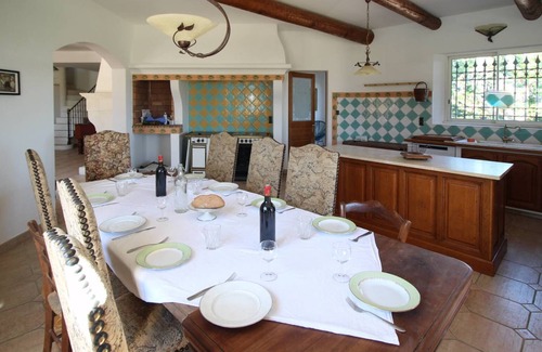 Noves House | Exceptional landhouse in Noves, Alpilles, none opposite, large pool, pets allowed (2).