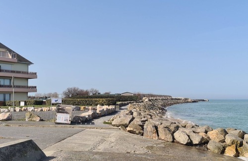 Grandcamp-Maisy Apartment | Exceptional panoramic view of Pointe du Hoc and Grandcamp harbour