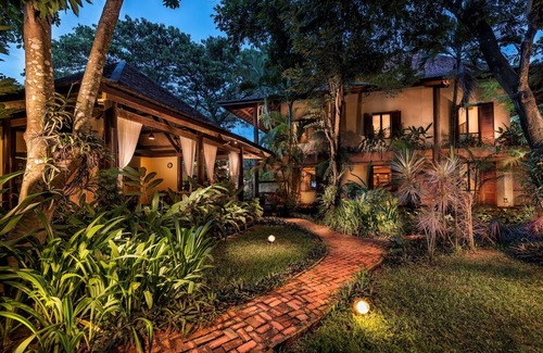 Siem Reap Villa | Exceptional Private Holidays Retreat with Private Pool/Spa/Garden/Restaurant