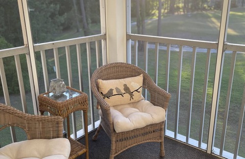 Sea Trail Condo | EXCEPTIONAL REVIEWS! PRISTINE CONDO. PRIVATE POOL, GREAT GOLF & BEACH CH3915