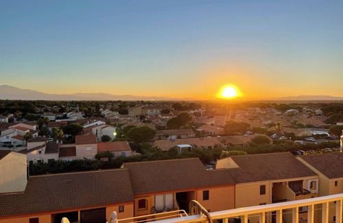 Saint-Cyprien Plage Apartment | Exceptional sea view apartment!