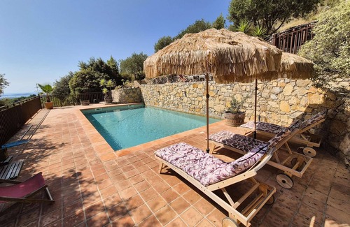 La Cadiere-d'Azur House | Exceptional villa with sea view, pool and sauna – Absolute tranquility