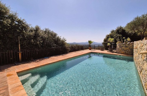 La Cadiere-d'Azur House | Exceptional villa with sea view, pool and sauna – Absolute tranquility
