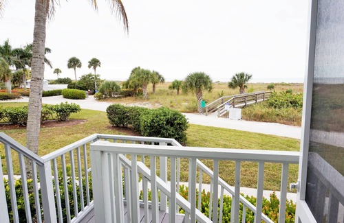 Palm Island Villa | Exceptional villa waiting for you to be on a Gulf Shore Vacation! B3613A