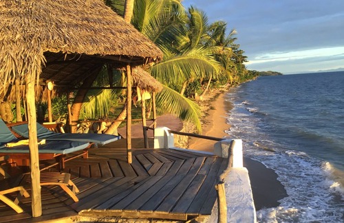 Nosy Be Villa | Exceptional villa, waterfront, 3 bedrooms, large garden, on the beach