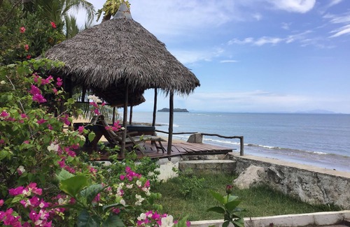 Nosy Be Villa | Exceptional villa, waterfront, 3 bedrooms, large garden, on the beach