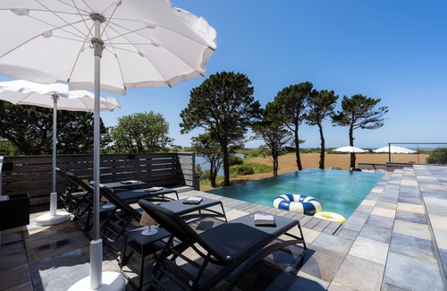 Guidel Villa | Exceptional villa with swimming pool and breathtaking view of pond and ocean