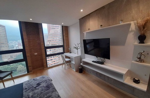 Centro International Apartment | Exciting and illuminated on Bogotán