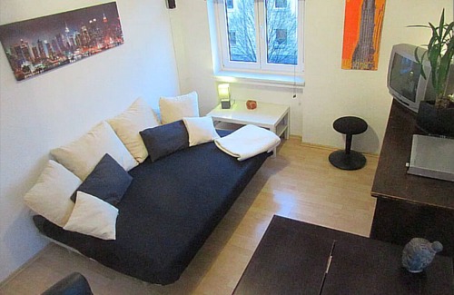 Josephsplatz Apartment | * Exclusive 3-room apartment in a prime location in Maxvorstadt, directly on the U2 line *