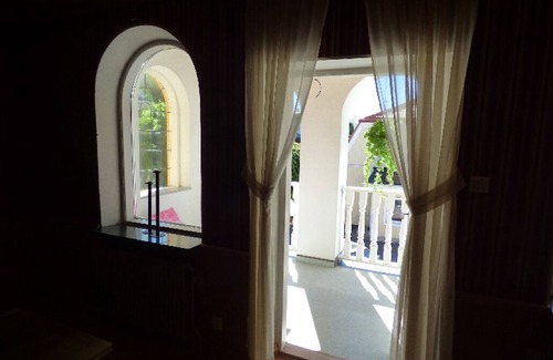 Odeshog House | Exclusive (320 m2) stone house in Jugenstil, with room for 10people