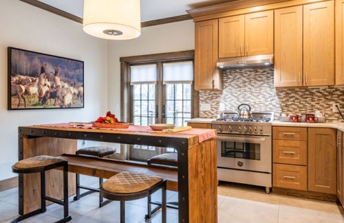 Wyoming Cabin | Exclusive 3BR Suite | Access to 70+ Amenities