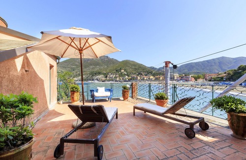 Levanto Villa | Exclusive and exceptional villa right on the beach! - Villa Preia