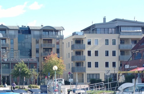 Muritz Apartment | Exclusive apartment right on the harbor with lake view (* DTV)