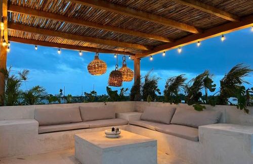 Zona Hotelera Apartment | Exclusive apt with private rooftop & amazing views