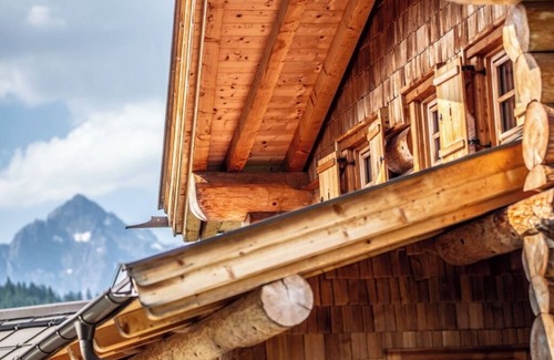 Maria Alm am Steinernen Meer Ski Chalet | Exclusive chalets with sauna, whirlpool & fireplace - pets welcome