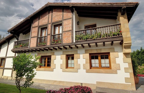 Somo House | EXCLUSIVE DETACHED HOUSE IN PRIVATE URBANIZATION 5 MIN FROM THE BEACH