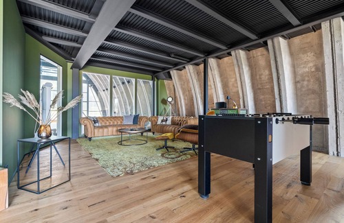 Muritz House | Exclusive detached luxury villa Shelterloft Airpark with large garden in Lärz