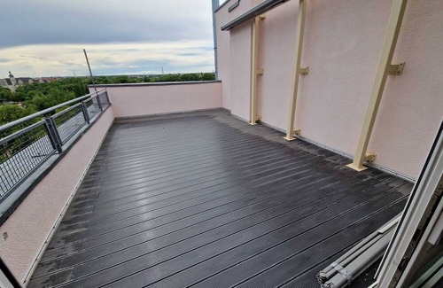 Bahnhofsviertel Apartment | Exclusive family residence with roof terrace, sauna and entertainment