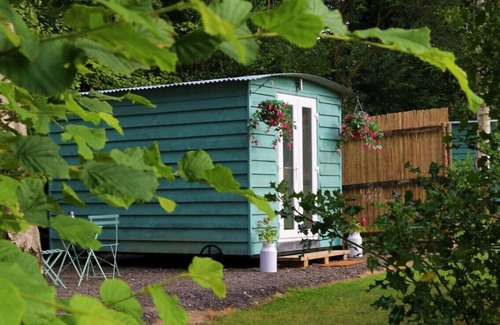 Lamberhurst RV Rental | Exclusive hire of luxury Glamp site