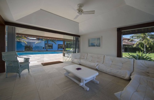 Village da Ferradura House | Exclusive house on the edge of Ferradura Beach