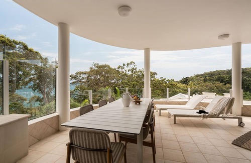 Noosa Heads Apartment | Exclusive Little Cove Penthouse