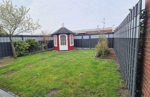 Norddeich House | Exclusive, modern non-smoking vacation home not far from the beach in Norddeich