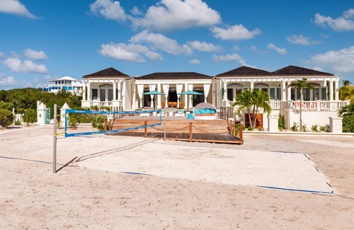 Ocean Point House | Exclusive Oceanfront Villa On Taylor Bay Beach!