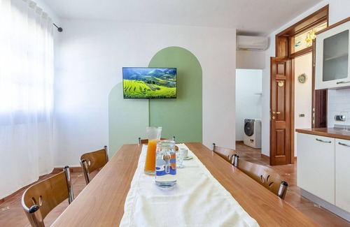 Sassari Apartment | Exclusive Roth Aparments