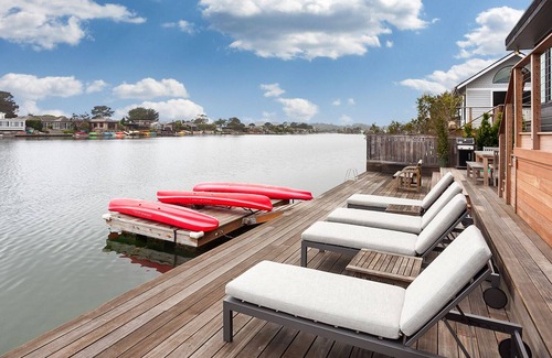 Stinson Beach House | Exclusive Seadrift | 4 Bedrooms 3 Baths Exquisite, Open Air, luxury Beach Living