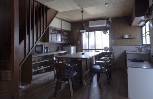 Shizuoka Villa | Exclusive Stay in a 120-Year-Old Art-Filled Inn