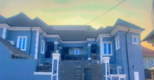 Ibadan Apartment | EXCLUSIVE Suite