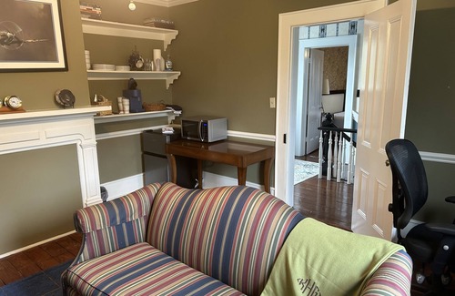 Washington House | Exclusive use of Second Floor Guest Suite of beautiful Victorian home