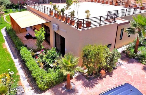 Tamazouzte Villa | Exclusive Villa ALAKASA with Swimming Pool and Hammam