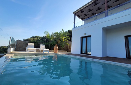 Kontomari Villa | Exclusive villa with stunning mountain, valley and sea views