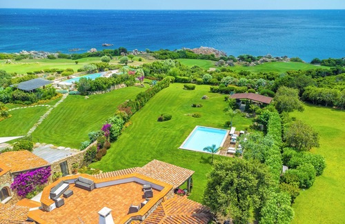 Puntaldia Villa | Exclusive villa with pool and sea view in Puntaldia (San Teodoro)