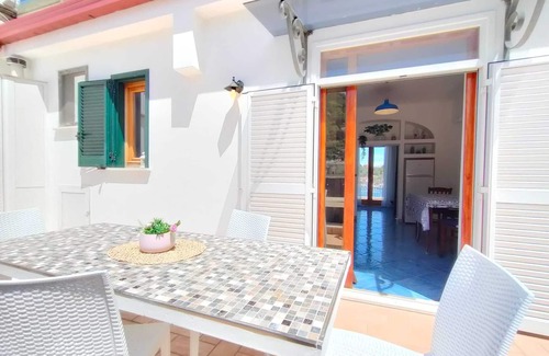 Ischia Porto Apartment | ExclusiveHoliday Porto view 5 mt from the sea Jacuzzi pool near beaches