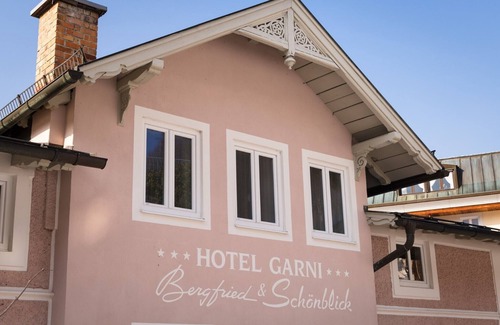 Gmain Apartment | exclusives 4 Sterne Penthaus Bergfried mit herrlichem Blick über die Reichenhaller Bergwelt