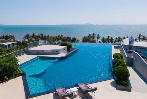 Saen Suk Apartment | Execlusive Seaview 1 bedroom suite with toproof pool at The Patio Bangsaen