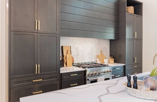 Grand Bend Villa | Executive 5 BED Luxury Beach House-BEACH O' PINES, Grand Bend