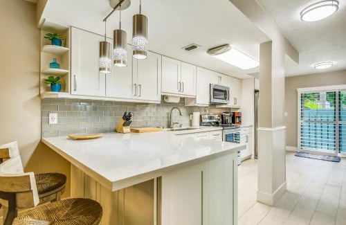 Islamorada Apartment | Executive Bay Club Condo M-1