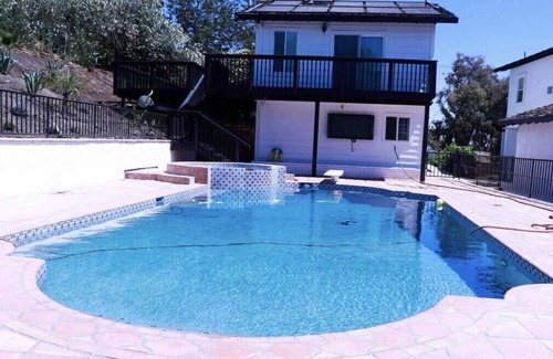San Martin House | Executive Estate with Private Pool & Pool Spa