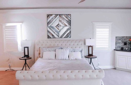 San Martin House | Executive Estate with Private Pool & Pool Spa