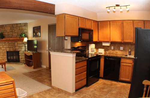 Union Square Condo | Executive, Fully Furnished, 3 month minimum or more Condo home, Very Nice!