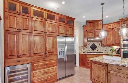 Lower Basin Lake Travis House | Executive Home back to greenbelt