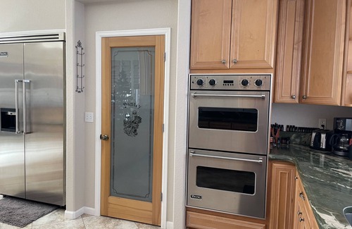 Brighton House | Executive Master Suite easy commute to the airport, and downtown Denver.