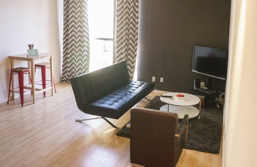 Gaslamp Quarter Condo | Executive rental in heart of Downtown San Diego walk to Convention Ctr & Petco