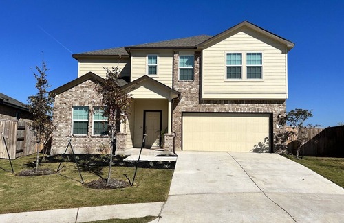 Bastrop House | Executive-style Home in Master Planned Community