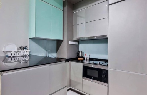 Kuala Lumpur Apartment | Executive Suite with Garden View 1