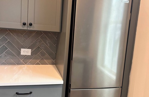 McCain Apartment | Executive Upscale 1-bedroom condo with pool and fitness room in awesome Durham.